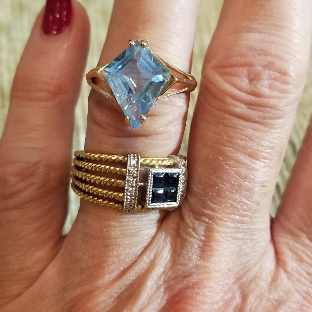 Blue Topaz over 5 carat 10k gold ring - Picture 2 of 10